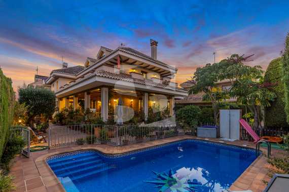 WILLA - Odsprzedaż - TORREVIEJA - La Veleta