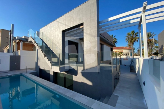 Villa - New Build - TORREVIEJA - La Mata Pueblo