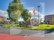 p · La Revente ALMORADÍ · Almoradi