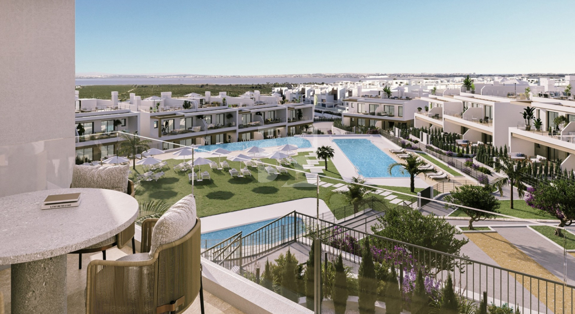 T · Segunda Mano TORREVIEJA · Los Balcones