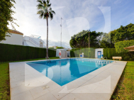 B · Odsprzedaż TORREVIEJA · Carrefour