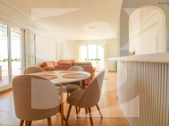 A · La Revente TORREVIEJA · Torrevieja