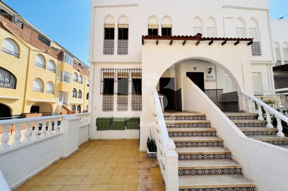 Townhouse / Duplex/Corner - Odsprzedaż - La Mata - La Mata