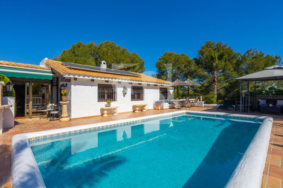 Вилла - Продажа - ORIHUELA - Orihuela Costa