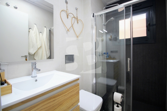 Apartamento - Segunda Mano - TORREVIEJA - Torrevieja