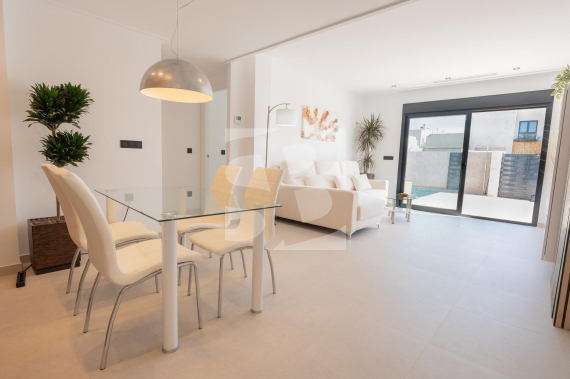 S - Segunda Mano - ALICANTE - Oasis La Marina