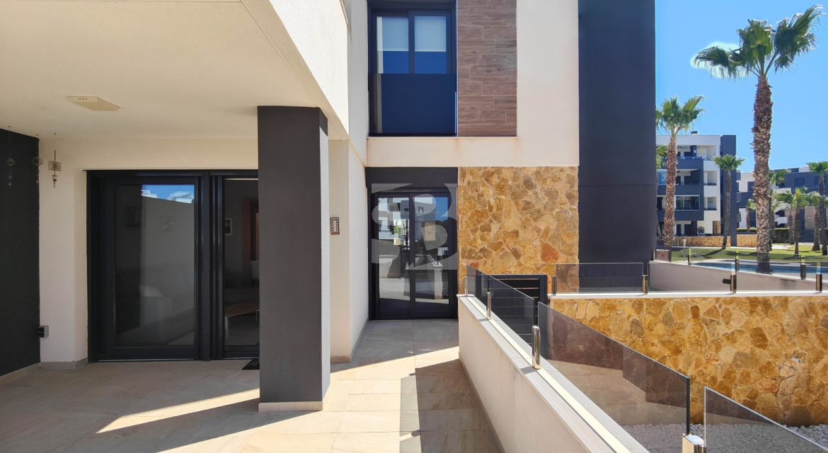 A · La Revente ORIHUELA COSTA · Los Altos