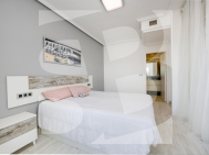 p · La Revente ALMORADÍ · Almoradi