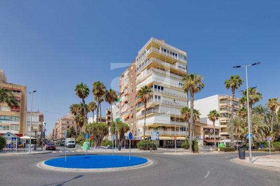 Апартамент - Продажа - TORREVIEJA - Torrevieja