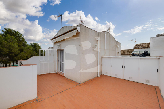 terraced house - Resale - TORREVIEJA - Los Balcones