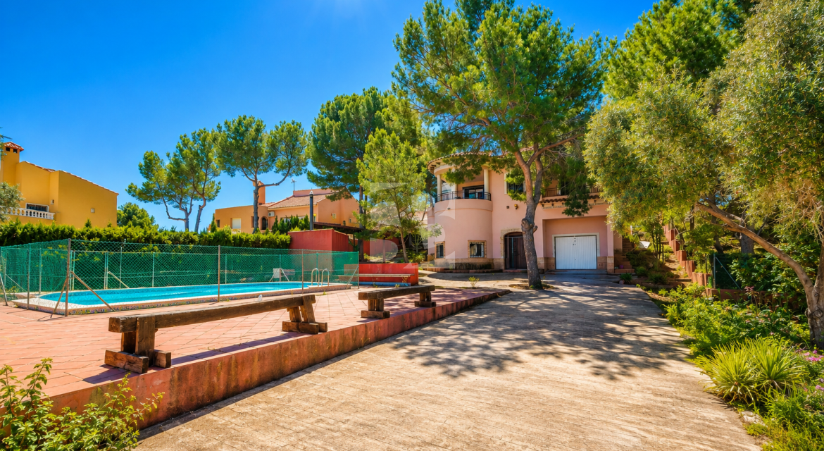 C · Продажа SAN MIGUEL DE SALINAS · San Miguel De Salinas
