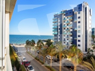 Apartment · Resale Punta Prima · El Acequión