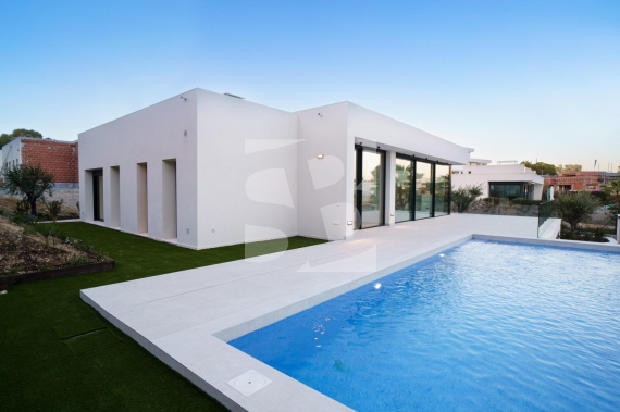 Вилла - Новостройка - ORIHUELA - Las Colinas Golf