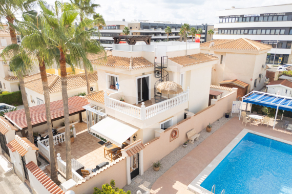 Chalet - Продажа - ORIHUELA COSTA - Playa Flamenca