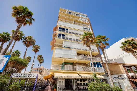 Апартамент - Продажа - TORREVIEJA - Torrevieja