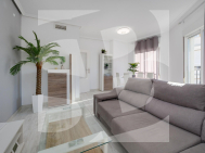 p · La Revente ALMORADÍ · Almoradi