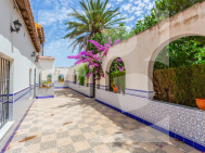 D · Resale LOS MONTESINOS · Los Montesinos