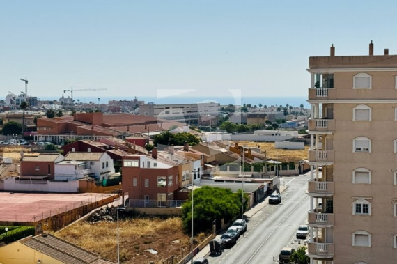 Apartment - Resale - Torrevieja - Aguas nuevas 1