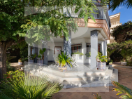 D · Odsprzedaż SANTA POLA · 