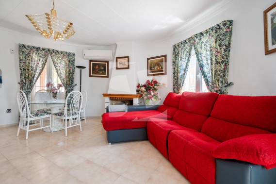 Вилла - Продажа - Torrevieja Centro - San Luis