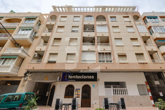Apartment - Odsprzedaż - TORREVIEJA - Curva del Palangre