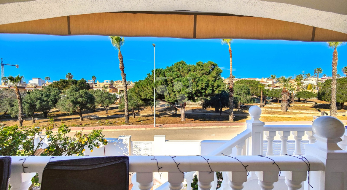 v · La Revente Rojales - Ciudad Quesada · Ciudad Quesada