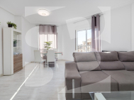 p · La Revente ALMORADÍ · Almoradi