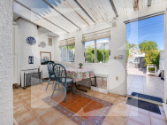 T · Продажа TORREVIEJA · Los Angeles