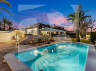 Вилла · Продажа TORREVIEJA · Rocio del Mar