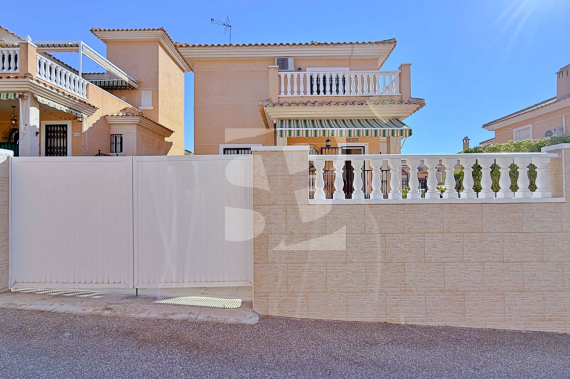 WILLA - Odsprzedaż - ORIHUELA - Orihuela Costa