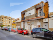 A · La Revente TORREVIEJA · Torrevieja