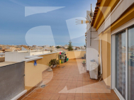 p · Resale PILAR DE LA HORADADA