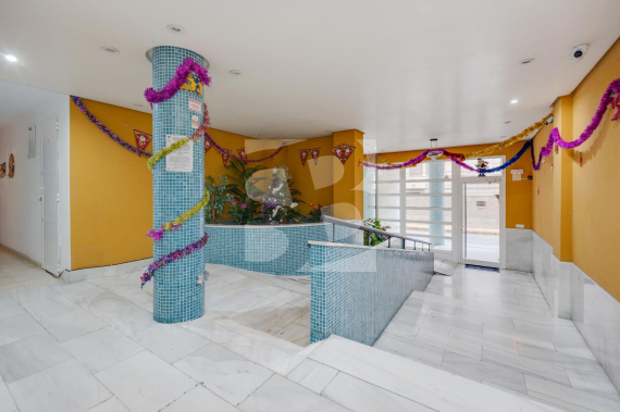 A - Odsprzedaż - TORREVIEJA - 