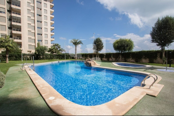  - Resale - Guardamar del Segura - Avenida del Puerto