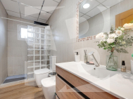 p · Resale PILAR DE LA HORADADA