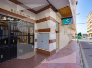 A · Segunda Mano TORREVIEJA · Puerto deportivo marina salinas