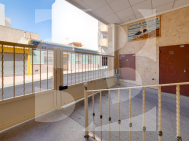 A · Odsprzedaż TORREVIEJA · Centro - Muelle Pesquero