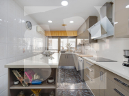 A · La Revente TORREVIEJA · Centro - Muelle Pesquero