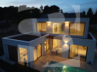 Villa · Obra Nueva Alfas del Pi · Escandinavia