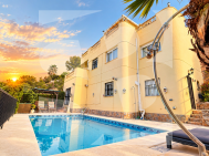 v · Resale Dehesa De Campoamor · Las Ramblas Golf