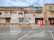 A · La Revente TORREVIEJA · El Acequión - Los Náufragos