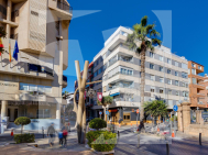 A · La Revente TORREVIEJA · Centro