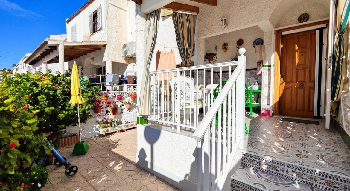 T · Продажа TORREVIEJA · Aguas Nuevas - Sector 25