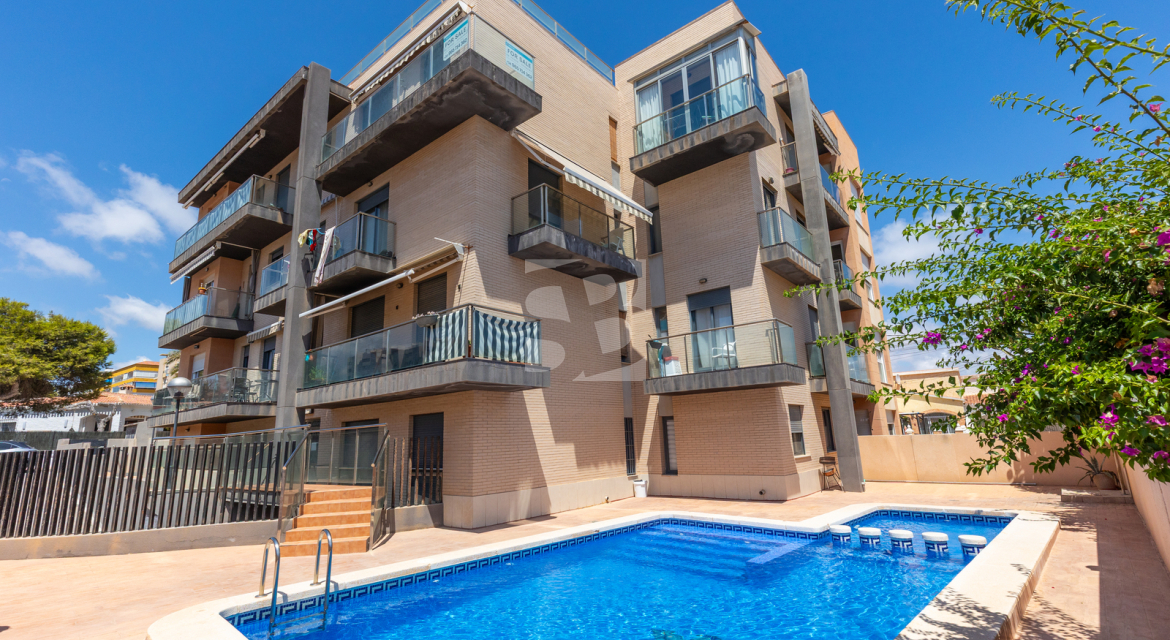 Apartment · Odsprzedaż TORREVIEJA · Rocio del Mar