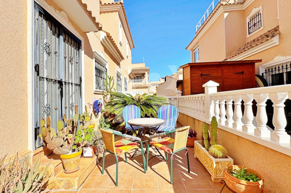 Townhouse - Odsprzedaż - ORIHUELA COSTA - 