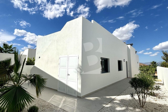 Villa - New Build - BENIJOFAR - Pueblo