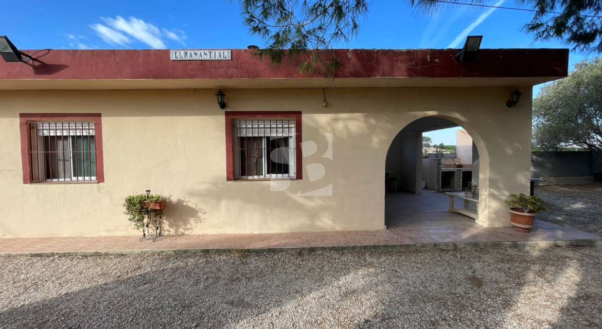  · La Revente Jacarilla