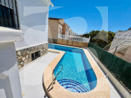 v · Продажа TORREVIEJA · La Siesta - El Chaparral - San Luis