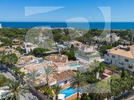 WILLA · Odsprzedaż ORIHUELA COSTA · 