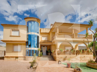 Villa · Resale ORIHUELA · Hurchillo